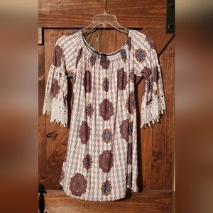 Win Win dress shirt  large to xlarge tunic multi colors